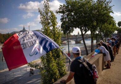 Die Begeisterung der Zuschauer hält auch während der Paralympics in Paris an.