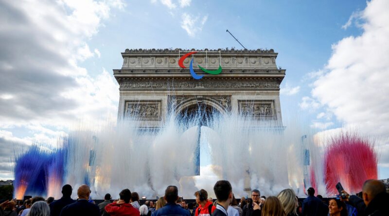 Mit einem Fest hat Paris sich von den Olympischen Spielen und den Paralympics verabschiedet.