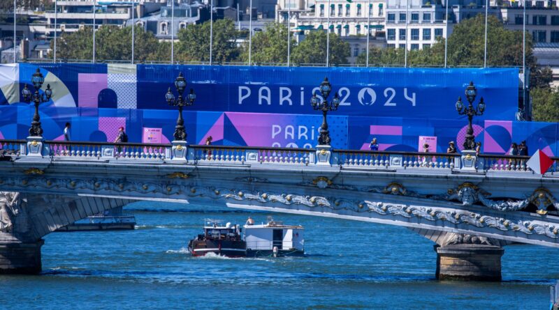 Mit einer großen Parade und Party verabschiedet Paris sich von den Olympischen Sommerspielen.