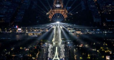 Die spektakuläre Eröffnungsfeier der Olympischen Spiele in Paris hat rund 100 Millionen Euro gekostet.